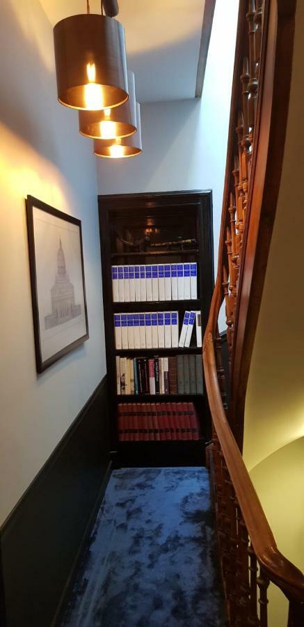 Les Grands Arbres Bed & Breakfast Brussel Bagian luar foto